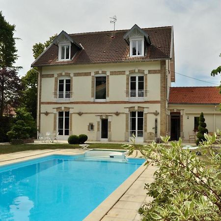 Le Jardin De Fresnes Acomodação com café da manhã Exterior foto