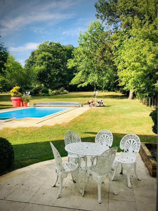 Le Jardin De Fresnes Acomodação com café da manhã Exterior foto